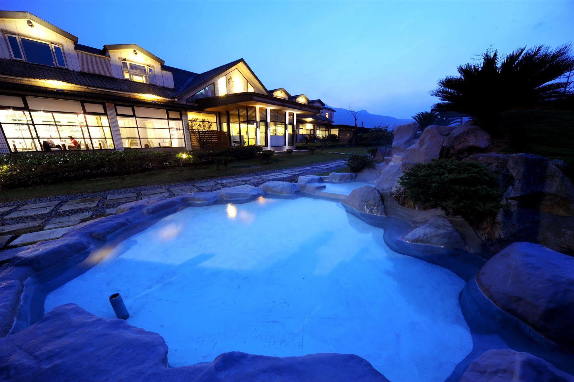 Chat Hot Spring Resort Keelung Dış mekan fotoğraf